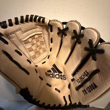 Adidas TR 1200A Guanto da