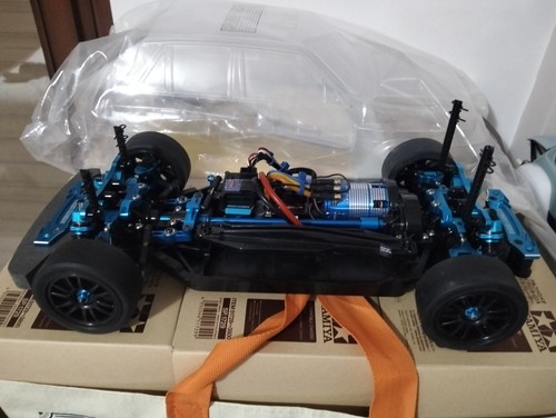 Auto tamiya 10 - rc, 1:10