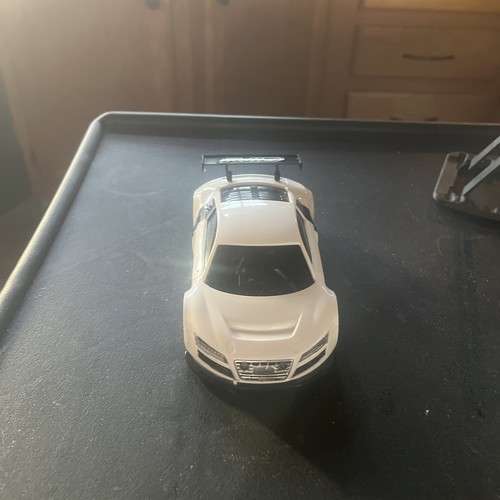 Mini audi r8 custom - z,