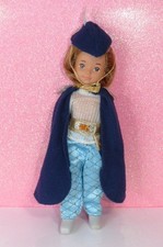 LADY LOVELY LOCKS DAME