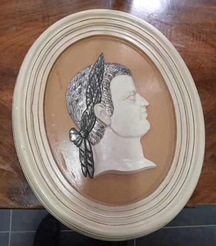 Quadro con scultura - con, imperatore