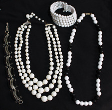 LOTTO DUE COLLANE E DUE