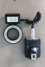 *Nikon Speedlight SB-400 flash