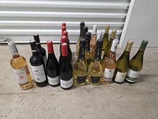 Lot 21 bouteilles de vin rosé