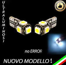 2 LAMPADE T10 5 LED CANBUS CON RESISTENZA INTEGRATA PER INTERNI