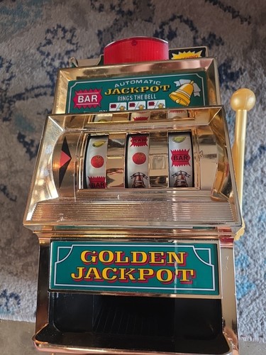 Slot machine - –,