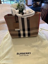 Burberry Medium London Tote