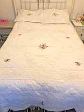 RoyalManor Vintage Embellished