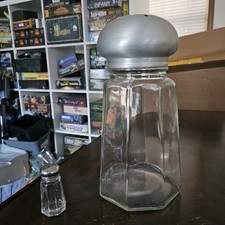 Scultura vintage Think Big NYC