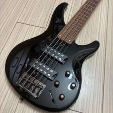 YAMAHA TRBX305 5 corde bassi