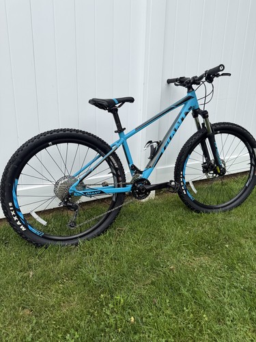 Giant talon mountain bike - giant, 2