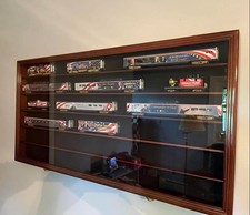 Vetrina modellino treno scala