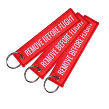 Portachiavi "Remove Before Flight" rosso