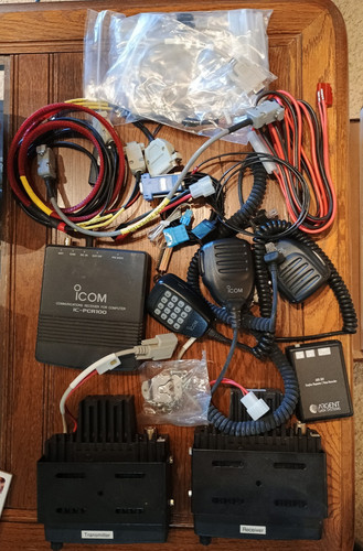 Icom reapeater con microfoni - 2,