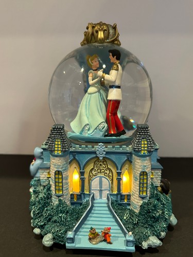 Disney castello cenerentola - di,