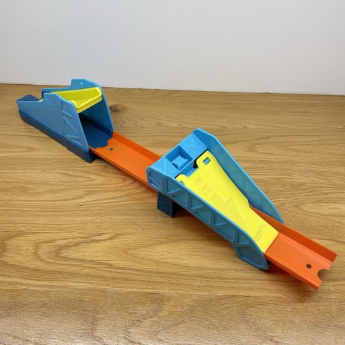 Hot wheels originale rampa - hot,