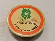 Distintivo PIN badge PONTE LEGNO TONALE SCUOLA SLEDOG bianca corsa cani slitta 