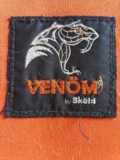 Venom Snake Chaps, Proteggi