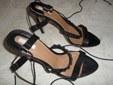 SEXY  SANDALO ZARA  IN VERA PELLE LAVORAZIONE CON BORCHIE  N, 40 ATTUALISSIME 