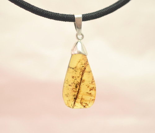 Collana ambra dominicana