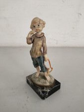 Statuina "Depose" in Marmo Raffigurante Ragazzo con Fionda Vintage Anni '70