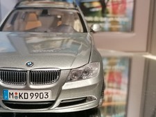 Kyosho 1/18 BMW Serie 3 Touring E91 2005 MINT Dealer Celebrative Special Box