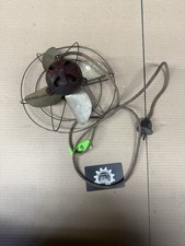 Vecchio ventilatore da tavolo