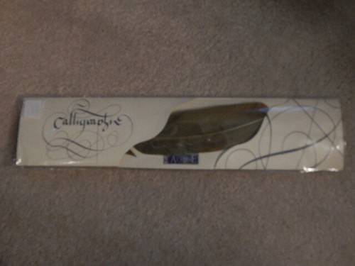 Calligraphic aladine feather - calligraphic,