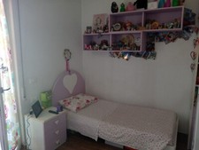 Regalo cameretta bambina  color bianco e malva in ottime condizioni