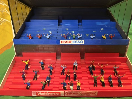 Tribuna subbuteo con - con, ventagli