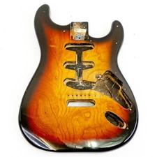 Corpo Fender Stratocaster