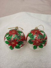 2 bellissimi poinsettia