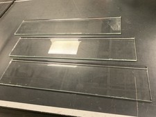 3 ripiani in vetro armadietto