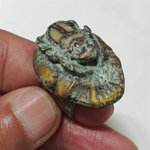 Antico anello scarabeo