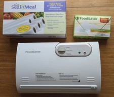 FOODSAVER VAC800 SIGILLANTE SOTTOVUOTO CON SACCHETTI DA 26 PINTE E 50 PIEDI DI ROTOLI NUOVI 