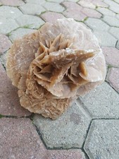 rosa del deserto minerale