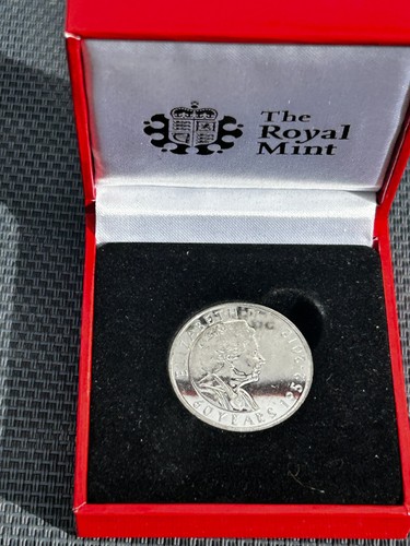 The royal mint - royal,