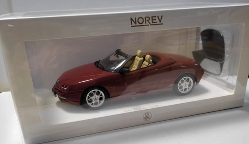Norev die cast auto alfa - cast,