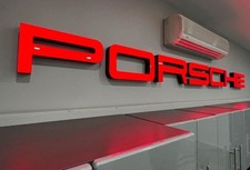 Scritta Porsche decorazione