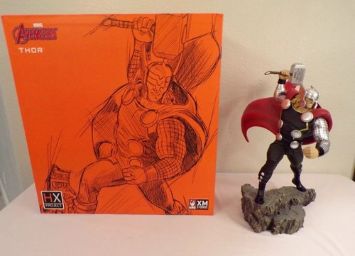 Statua avengers assemble - assemble, thor