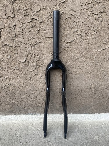 Black trigon curve blade - black,