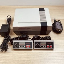 Nintendo NES Console + 2
