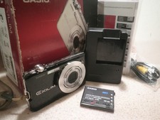 FOTOCAMERA DIGITALE CASIO EXILIM EX-S12 12.1MP 3XZOOM MAI USATA CON SCATOLA