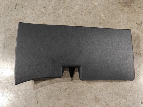 Cache boite fusible - À,