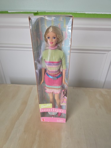 Barbie boutique doll 2002 - boutique,