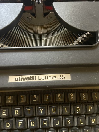 Macchina scrivere elettrica - scrivere,