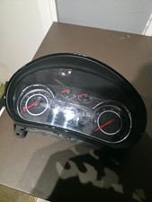 Insegna 2014 Cluster / Spedo