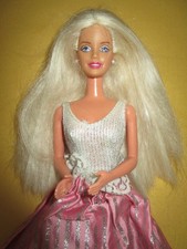 B1313) ANTICA BIONDA VINTAGE BARBIE MATTEL ARGENTO TOP + GONNA VINTAGE + VECCHIE SCARPE