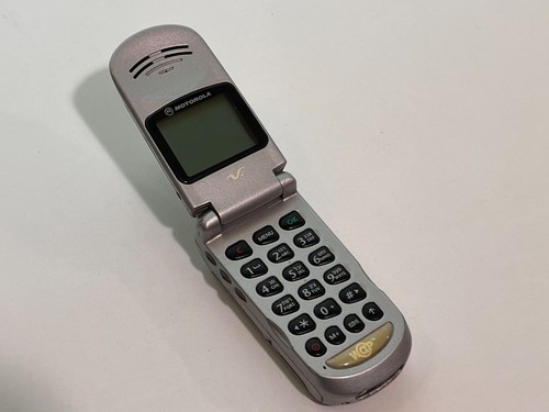 Motorola v3688 colore - -,
