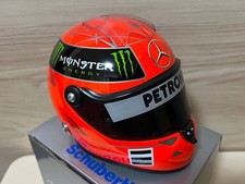  Casco Mercedes-AMG scala 1/2